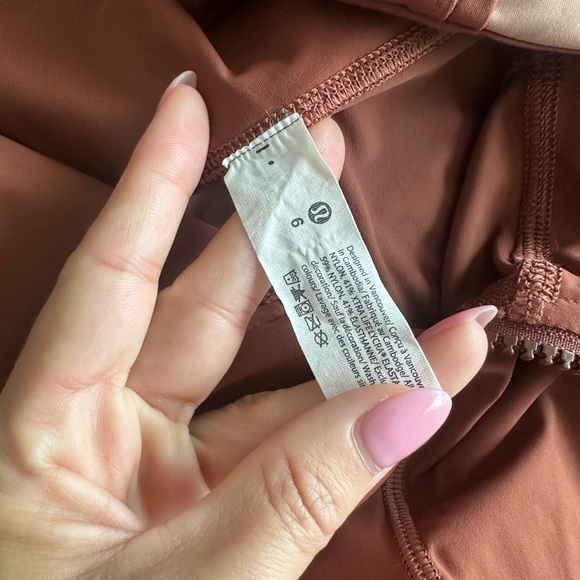 Lululemon Athletica Brown and Tan Activewear - Picture 5 of 11